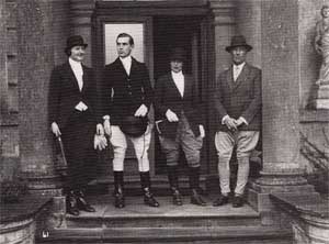 Dorothy Lygon, ‘Mad Boy’ Robert Heber-Percy, Penelope Betjeman and Lord Berners at Faringdon House