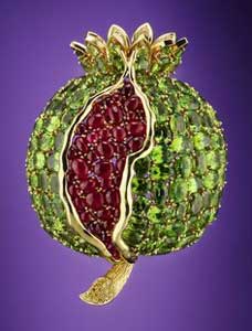 Pomegranate brooch by Fulco