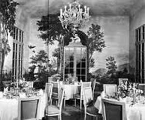 Murals in the dining room of the Villa Fiorentina