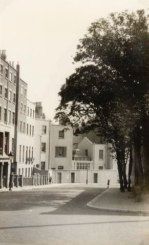 Albert Cloake’s winter garden at the rear of no.11 Copyright James Gray Collection