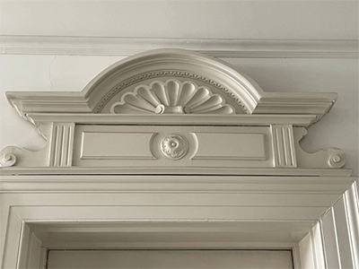 Over door moulding